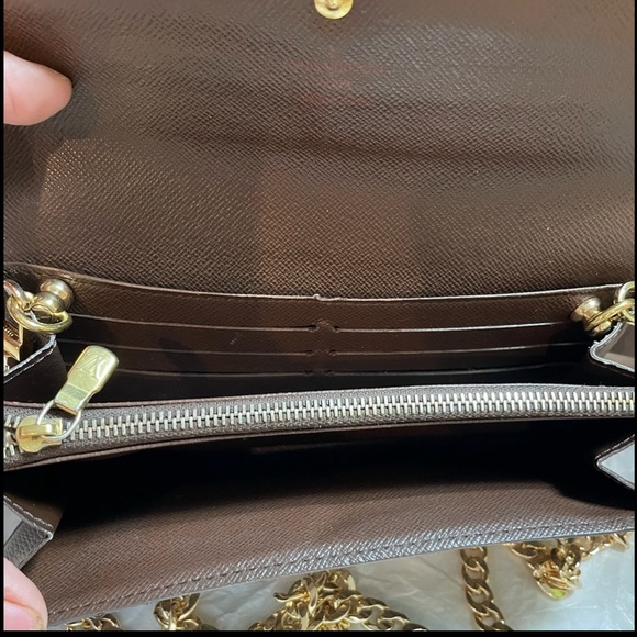 Louis Vuitton Damier Long Wallet  Portefeuille Sarah Shoulder/ Crossbody Bag. - Picture 8 of 16